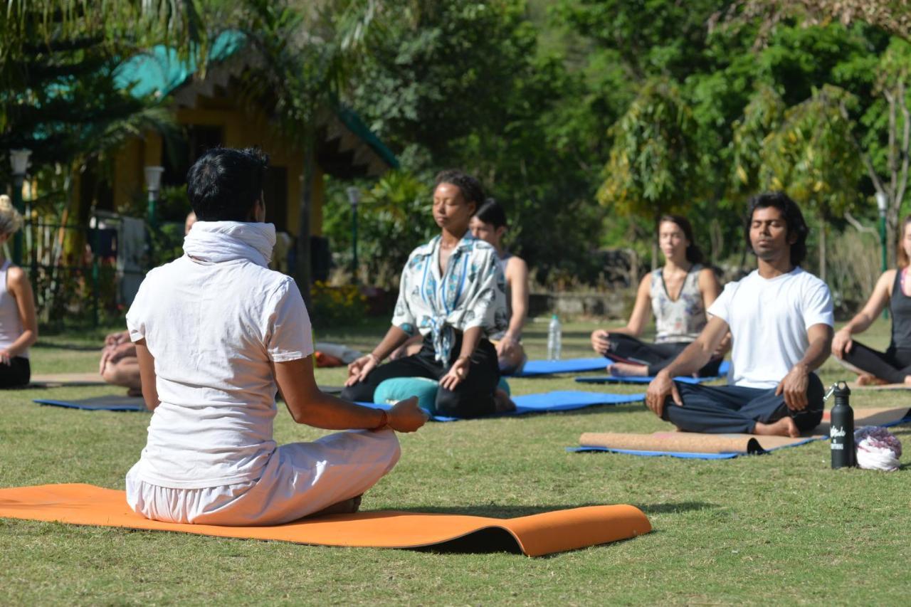 Rishikesh Adiyogi Hotel Luaran gambar